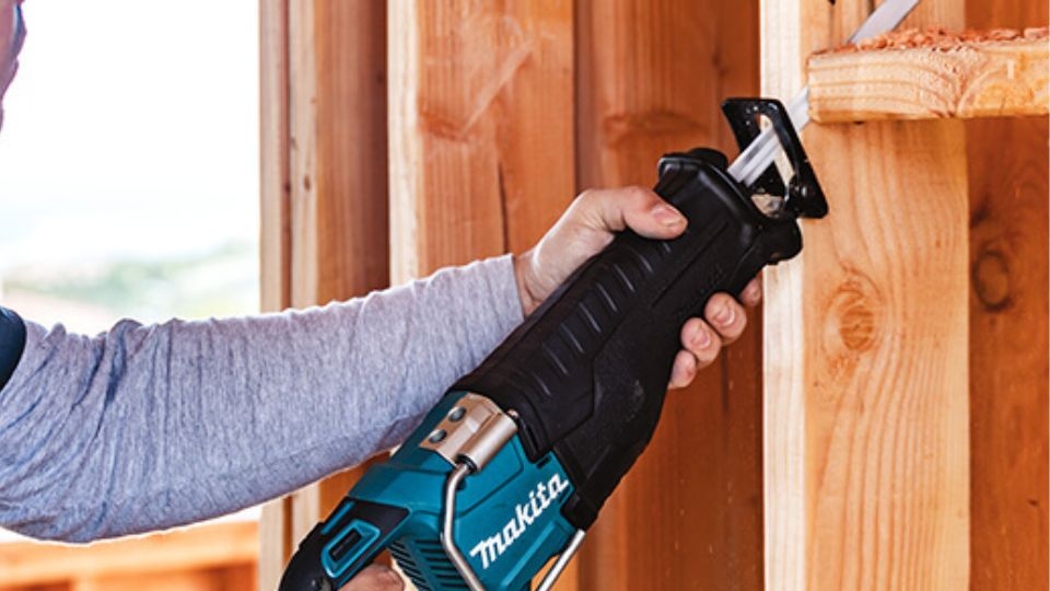 Máy cưa kiếm là gì? (1)