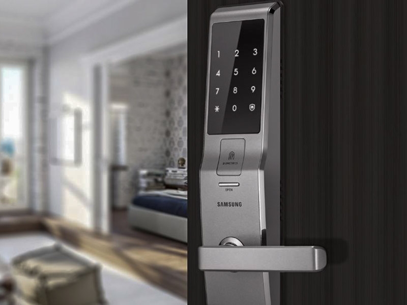 Cách mở khóa cửa điện tử 3