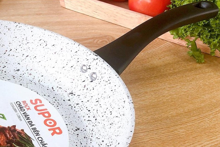 Chảo chống dính Supor có tốt không? (hình 5)