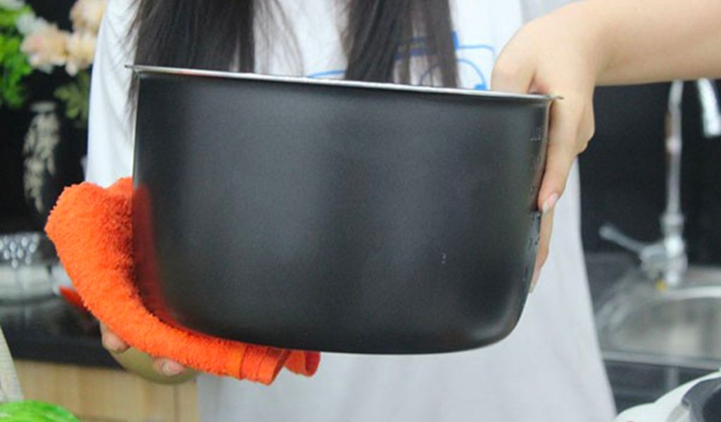 Nguyên nhân xôi nấu bằng nồi cơm điện bị sống và cách khắc phục. Những lưu ý nấu xôi dẻo thơm 5