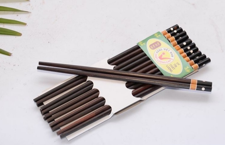 Đũa gỗ an toàn với sức khoẻ, dễ sử dụng