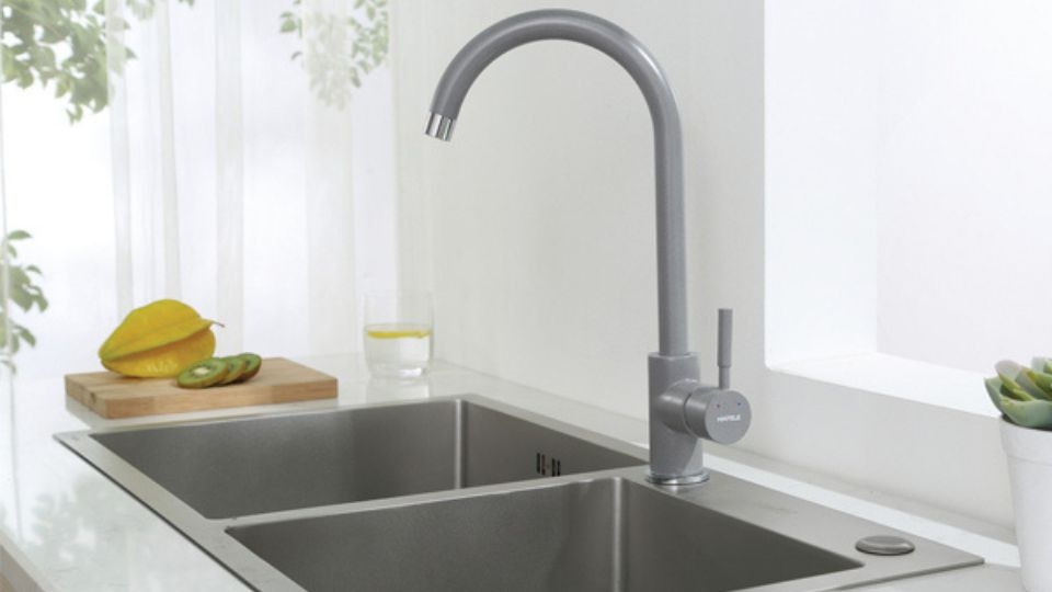 Vòi rửa chén nóng lạnh là gì? (2)