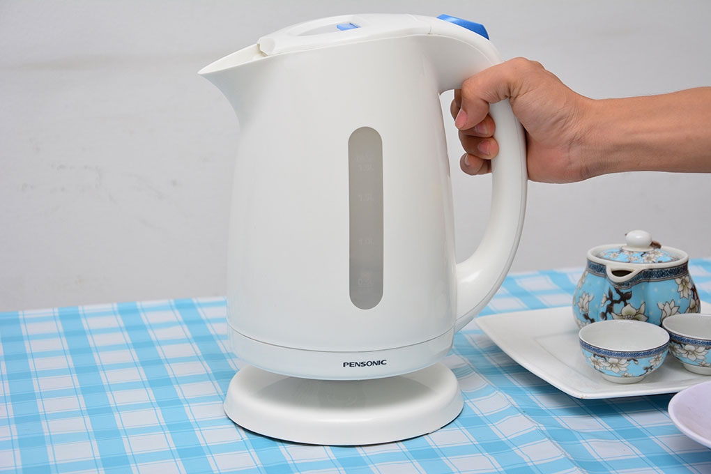Thiết kế trang nhã của chiếc ấm siêu tốc Pensonic
