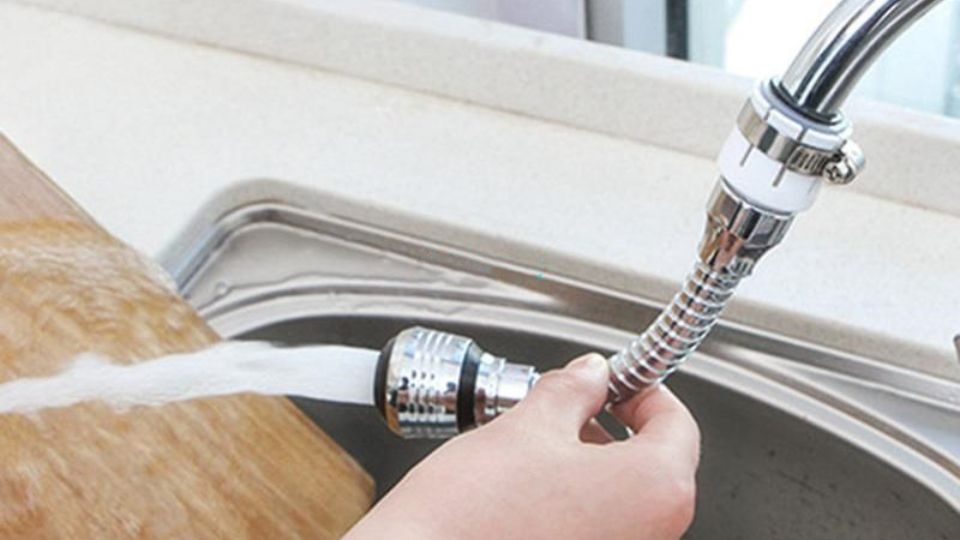 Vòi rửa chén tăng áp là gì? (4)