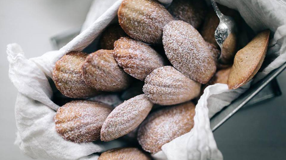 Nét đặc trưng của bánh madeleine