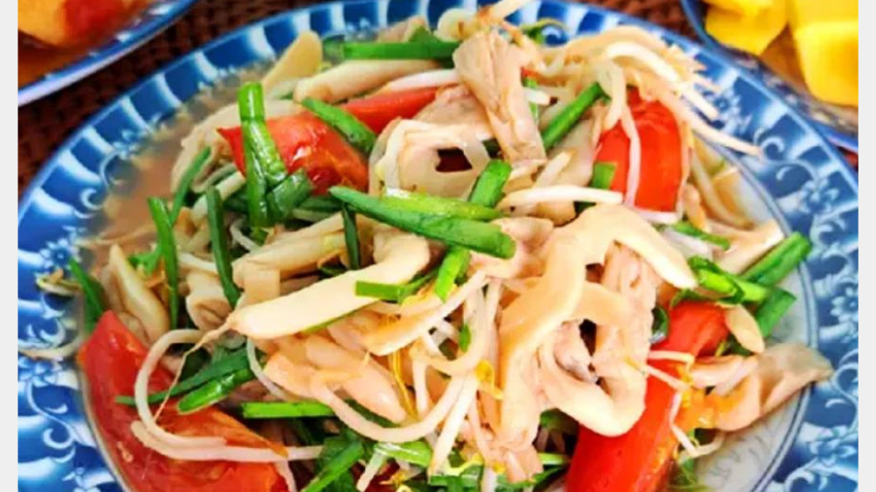 Nấm bào ngư xào giá hẹ