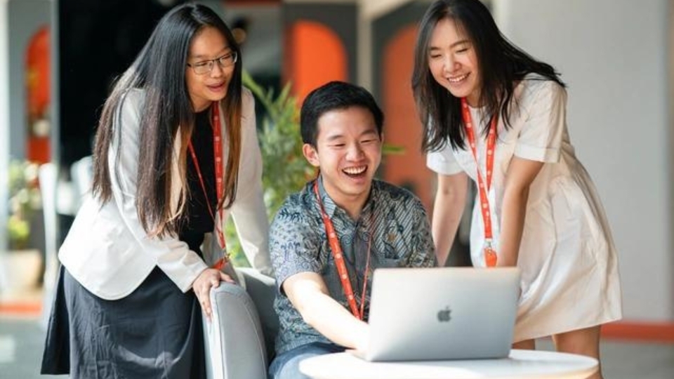 Gen Z sử dụng và nhạy với công nghệ