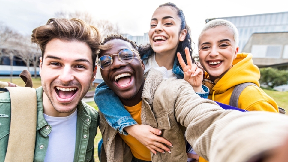 Cụm từ Gen Z là gì?