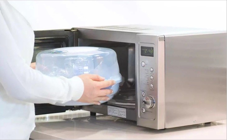 cách tiệt trùng bình sữa 2