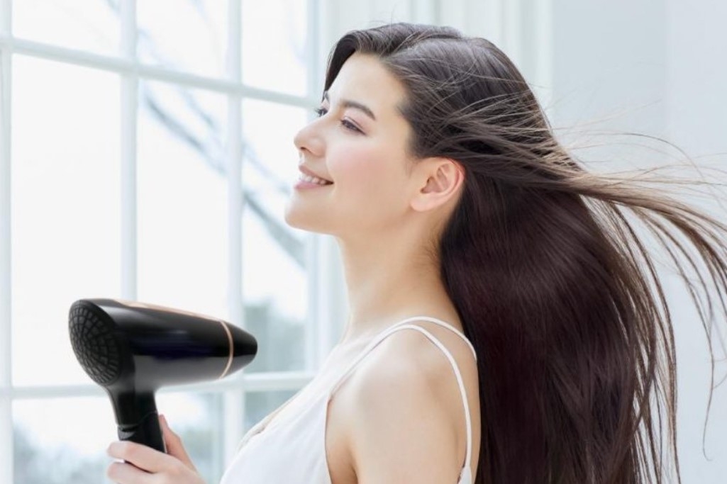Kinh nghiệm mua máy sấy tóc đảm bảo chất lượng, bền bỉ và an toàn khi sử dụng 5