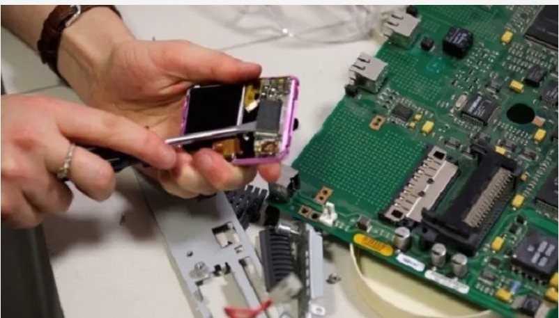 tivi sony bị chia đôi màn hình 4