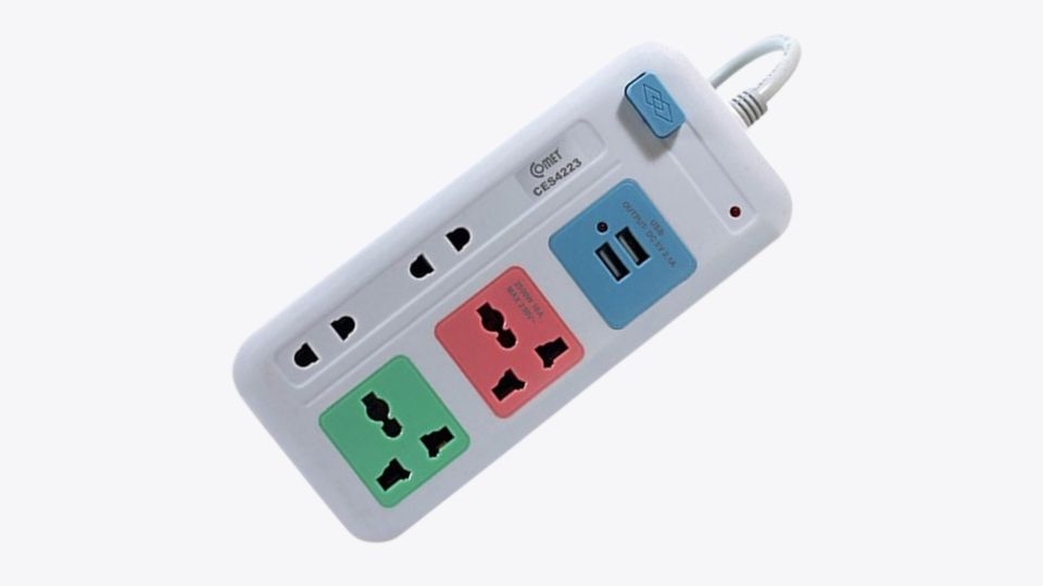 Ổ cắm điện Comet (4)