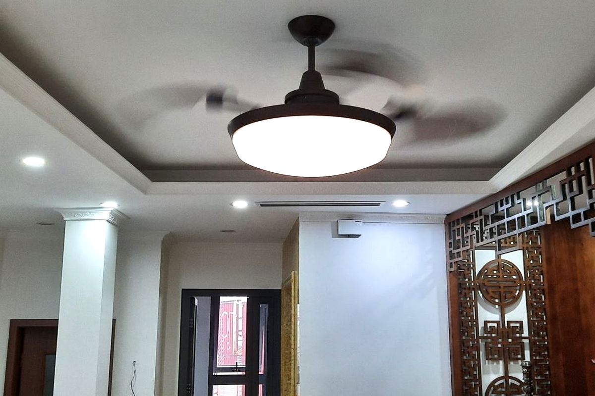 quạt trần quay ngược - hình 1