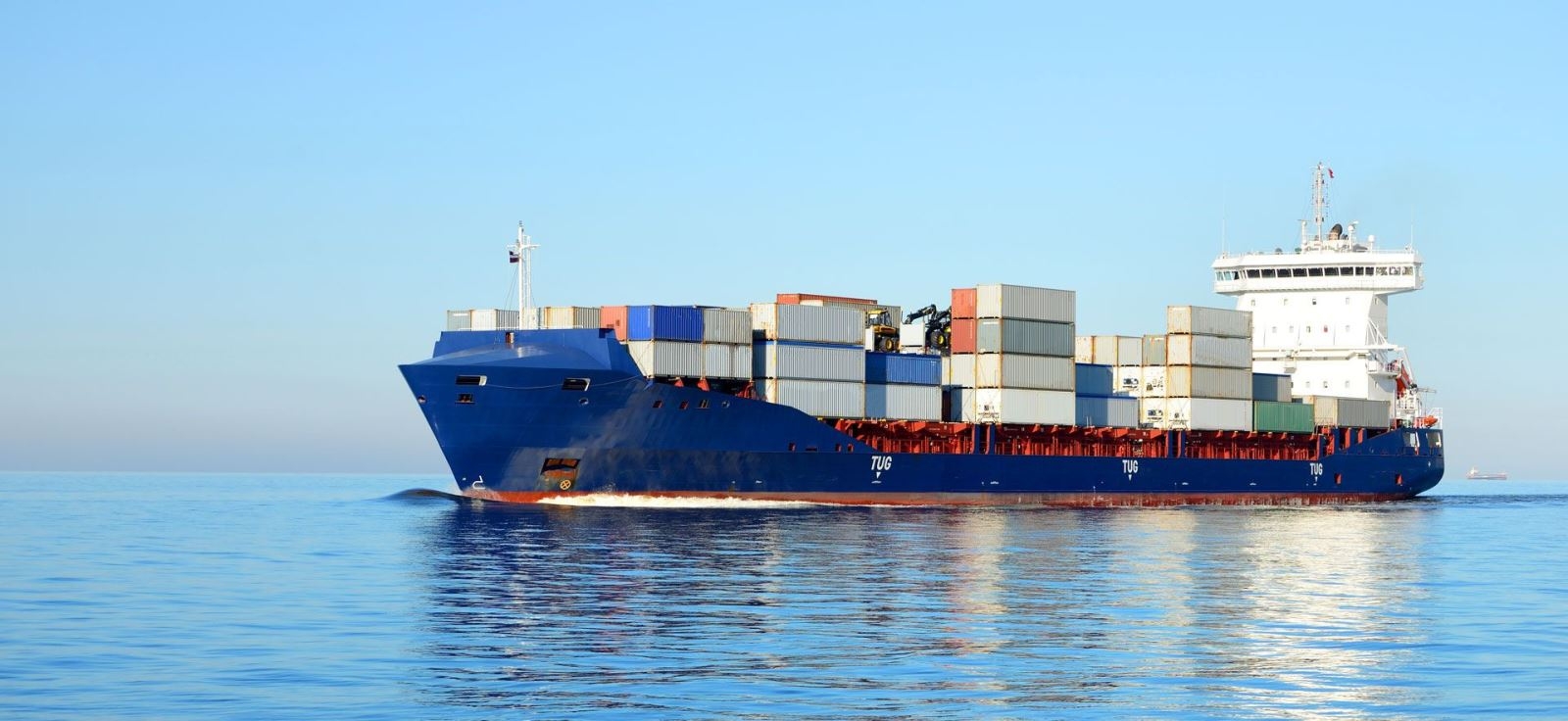 CFR áp dụng cho vận chuyển biển và thủy nội địa.