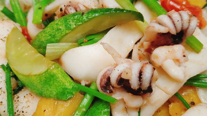 cách làm mực xào hình 8