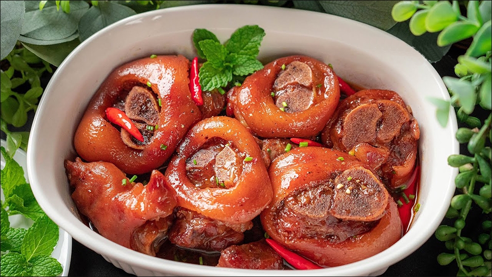 Món chân giò kho tàu sau khi hoàn thành