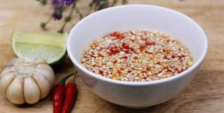 Cách làm cá ngừ nướng giấy bạc đơn giản, lạ miệng cho gia đình 5