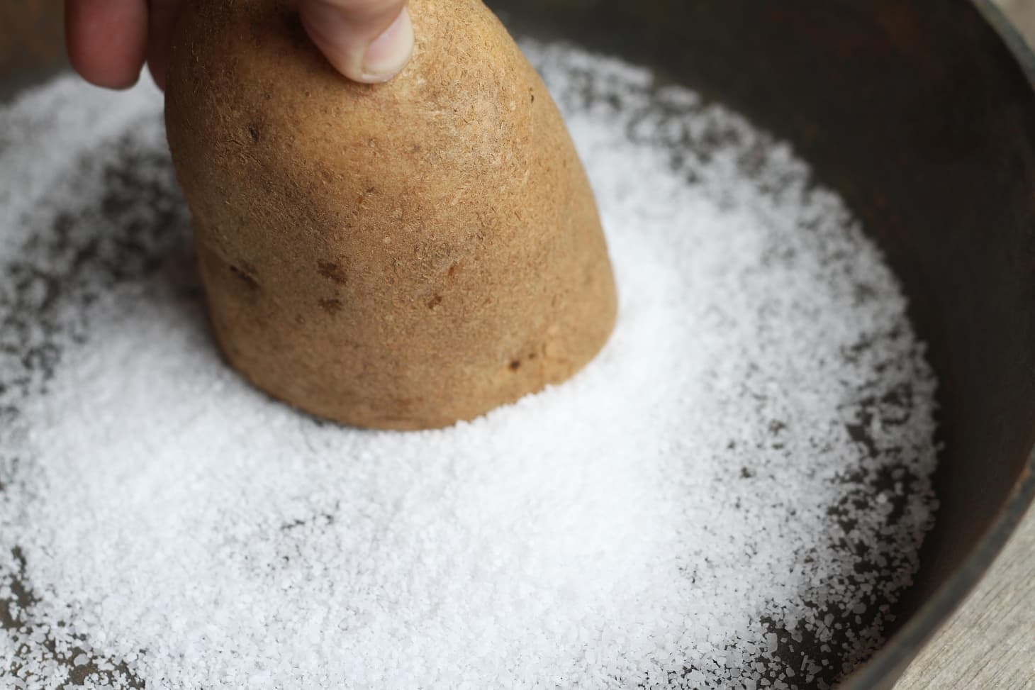 Mách bạn mẹo tự tráng lại lớp chống dính của chảo tại nhà siêu đơn giản và hiệu quả - Hình 4