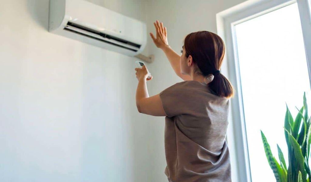 Bị cảm có nên nằm máy lạnh không? Những đối tượng cần chú ý và cách dùng tránh cảm lạnh 5