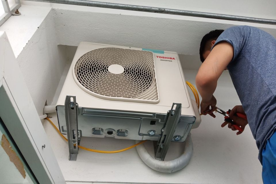 Cách nhốt gas máy lạnh 1