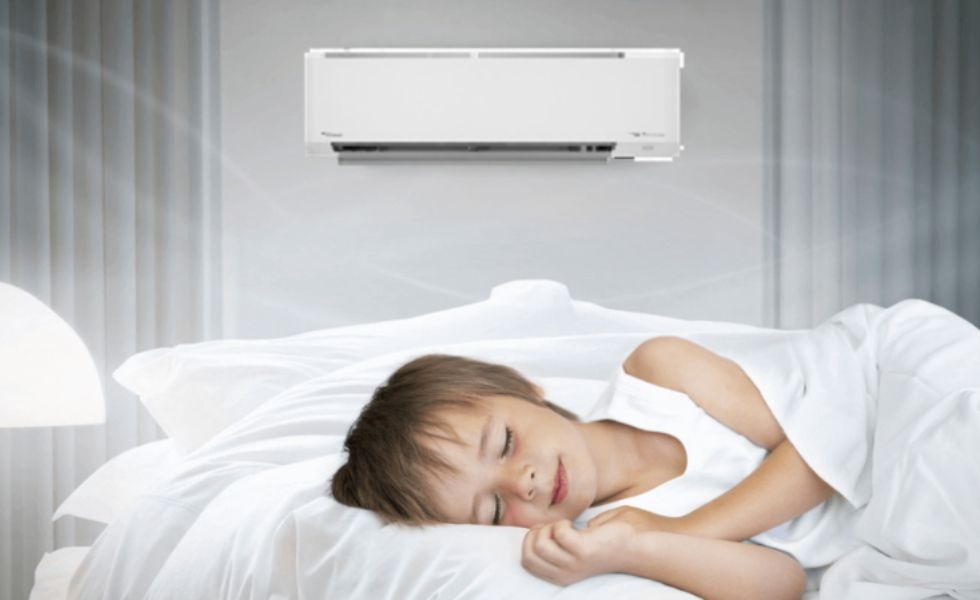 để điều hòa bao nhiêu độ khi ngủ cho bé