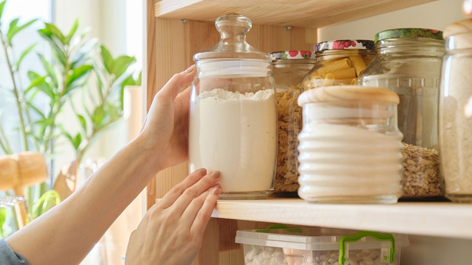 Bảo quản bột gạo kín và đặt tại nơi khô thoáng