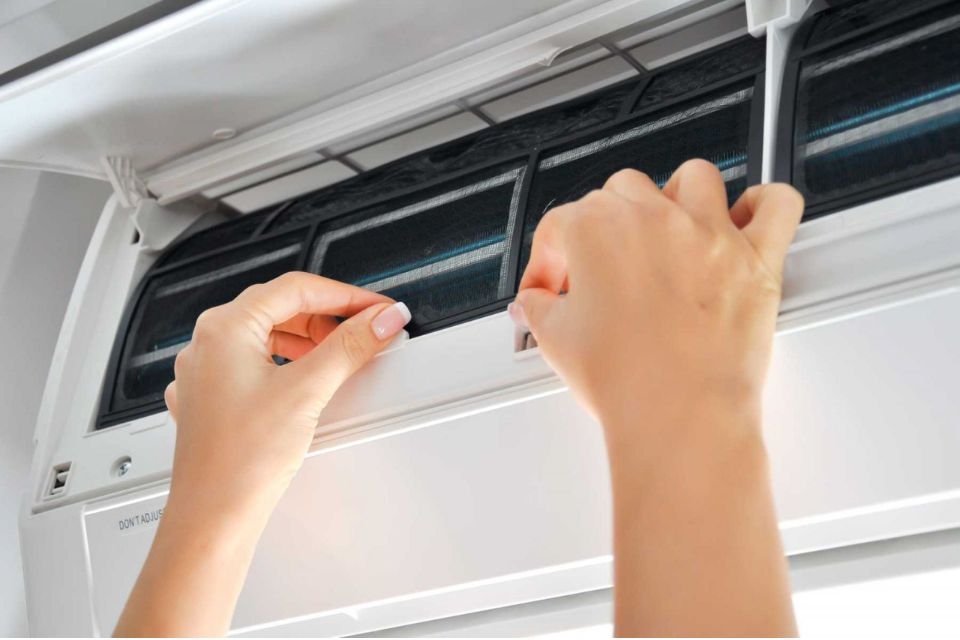 Vệ sinh máy lạnh LG 5