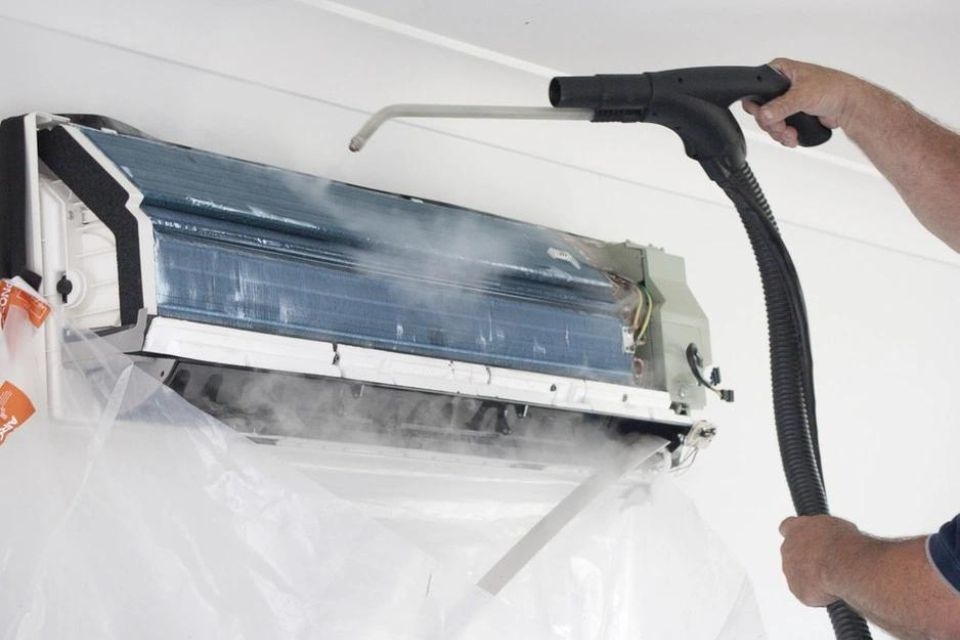 Vệ sinh máy lạnh LG 6