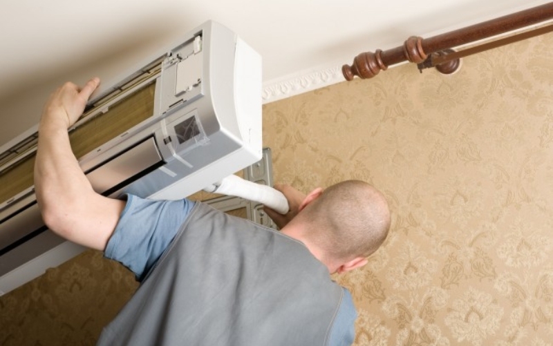 Tháo lắp máy lạnh Panasonic hình 4