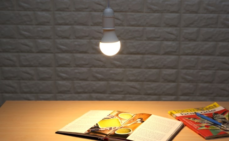 So sánh đèn LED và đèn COMPACT, loại nào chất lượng tốt hơn và nên mua hơn? 2