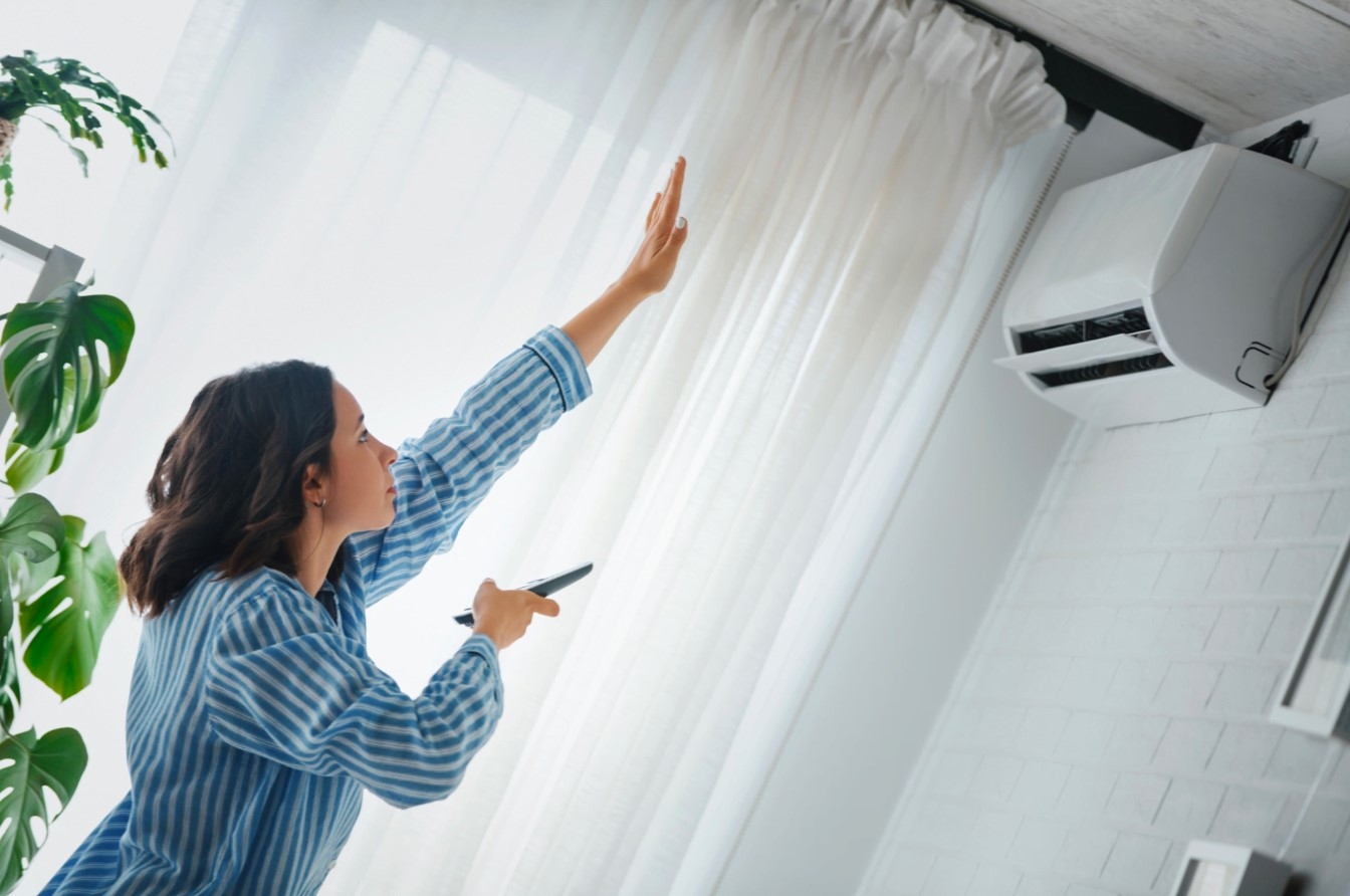 Vệ sinh máy lạnh Mitsubishi cực đơn giản, thao tác nhanh chóng có thể làm ngay tại nhà 2