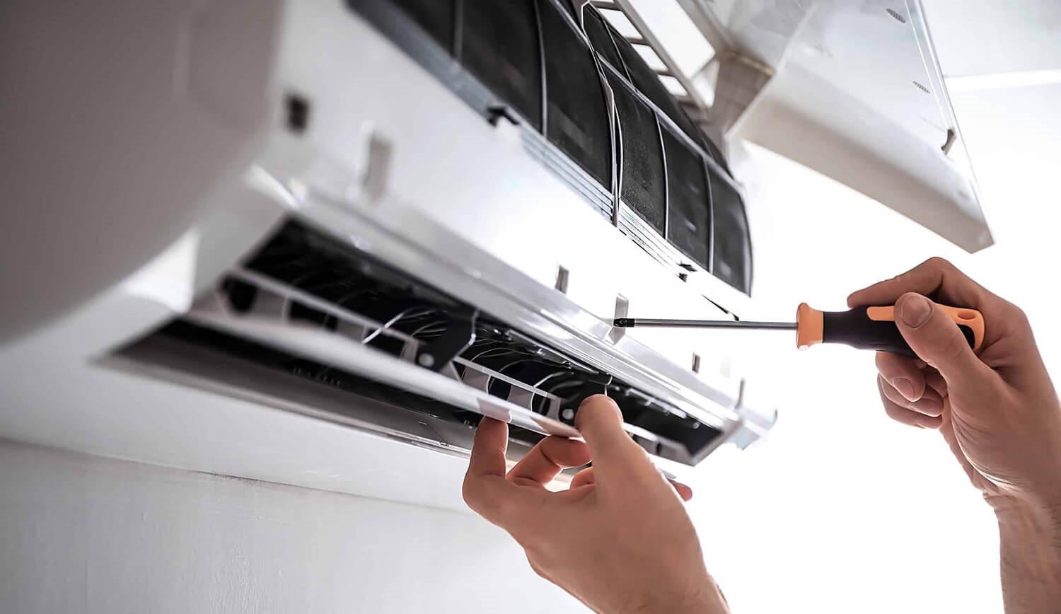 Sửa dây tín hiệu đèn nhiệt độ điều hòa