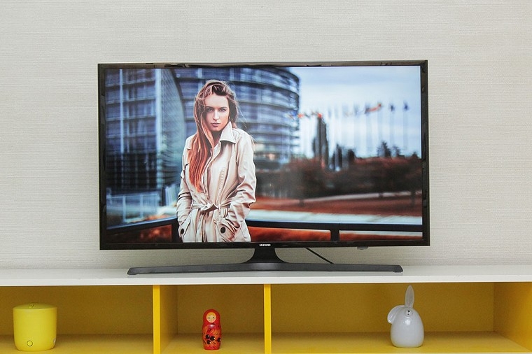 Kích thước tivi 40 inch là bao nhiêu? Những thông số giúp bạn lựa chọn tivi 40 inch phù hợp cho gia đình - Hình 3