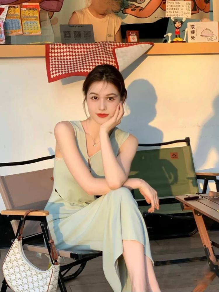 Bật mí cách tạo dáng chụp ảnh dịu dàng, thu hút tựa nàng thơ mà nàng nên biết Hình 8