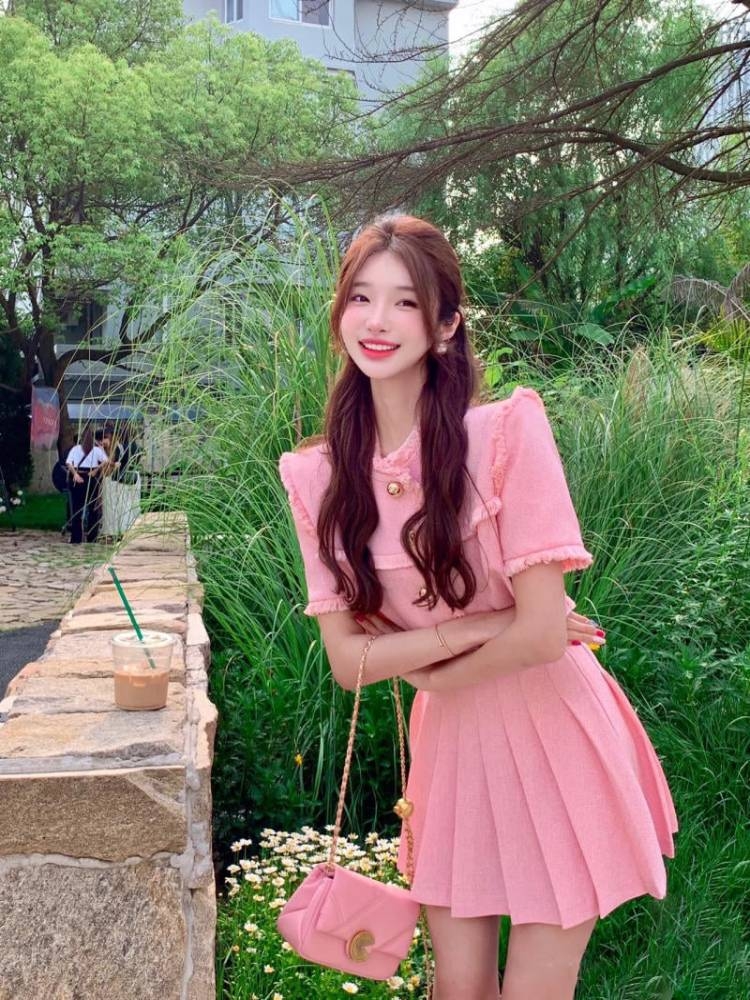 Bật mí cách tạo dáng chụp ảnh dịu dàng, thu hút tựa nàng thơ mà nàng nên biết Hình 10