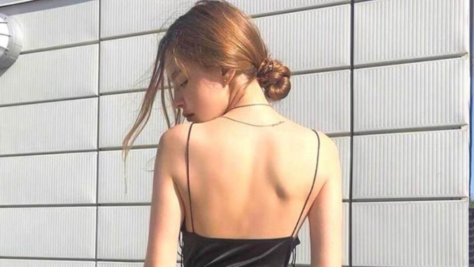 Góc chụp ảnh cá tính từ phía sau lưng