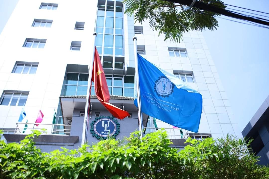 ngành luật thi khối nào hình 6