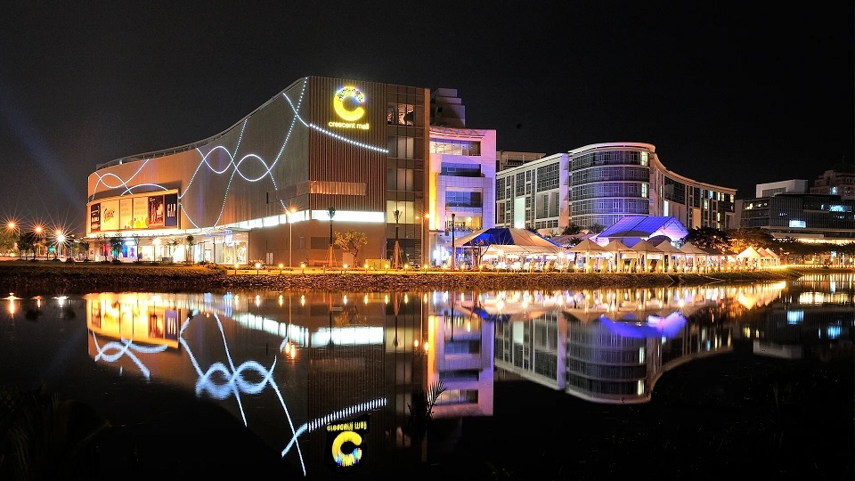 Crescent Mall, trung tâm thương mại và department store thuộc quyền sở hữu của tập đoàn Phú Mỹ Hưng