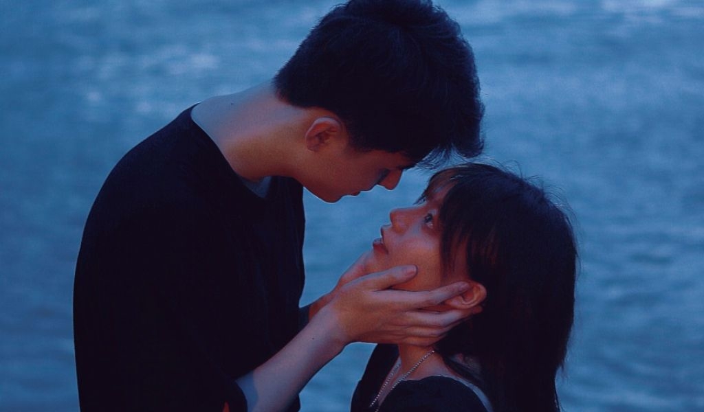 Gợi ý các dáng chụp ảnh couple lãng mạn các cặp đôi nhất định phải thử một lần 5