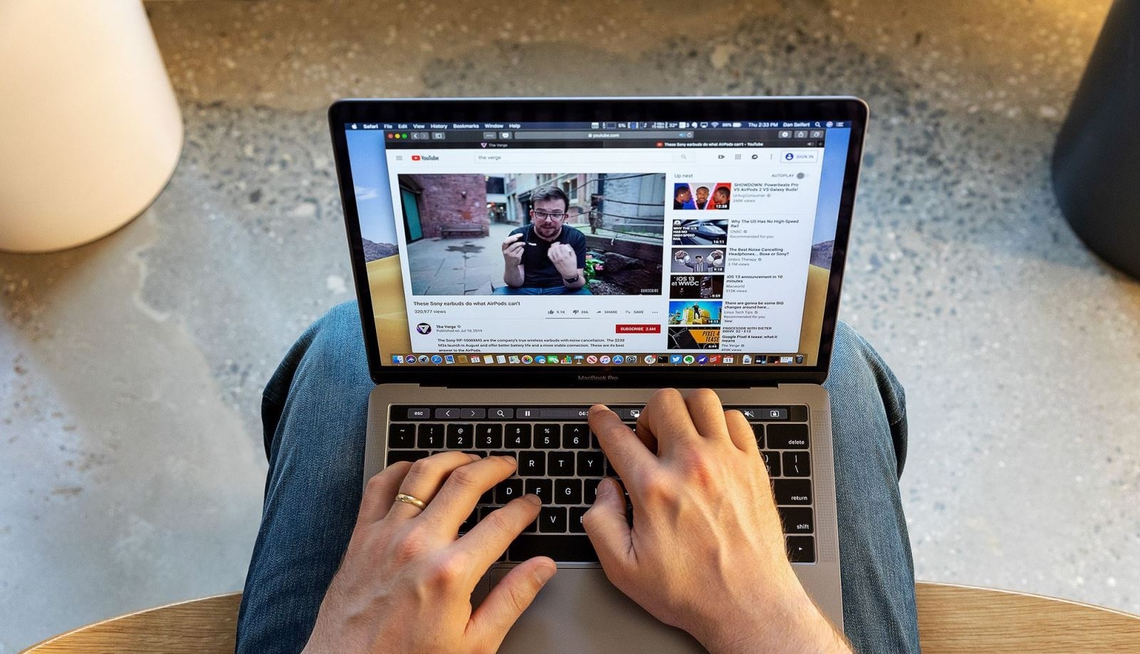 Màn hình Macbook bị ám xanh: Tìm hiểu nguyên nhân và biện pháp khắc phục hiệu quả 7
