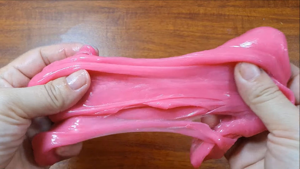 Thành phẩm slime từ muối và sữa tắm