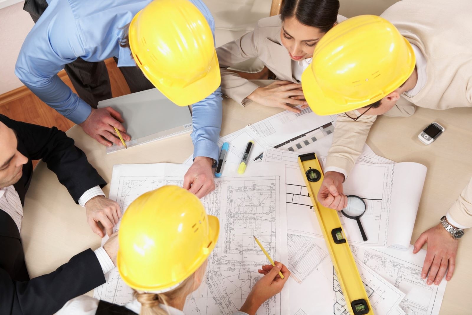 Có rất nhiều kiến thức cần nắm vững trong ngành kỹ thuật xây dựng
