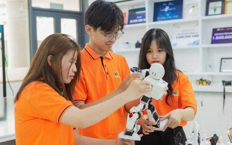 Ngành trí tuệ nhân tạo hình 4