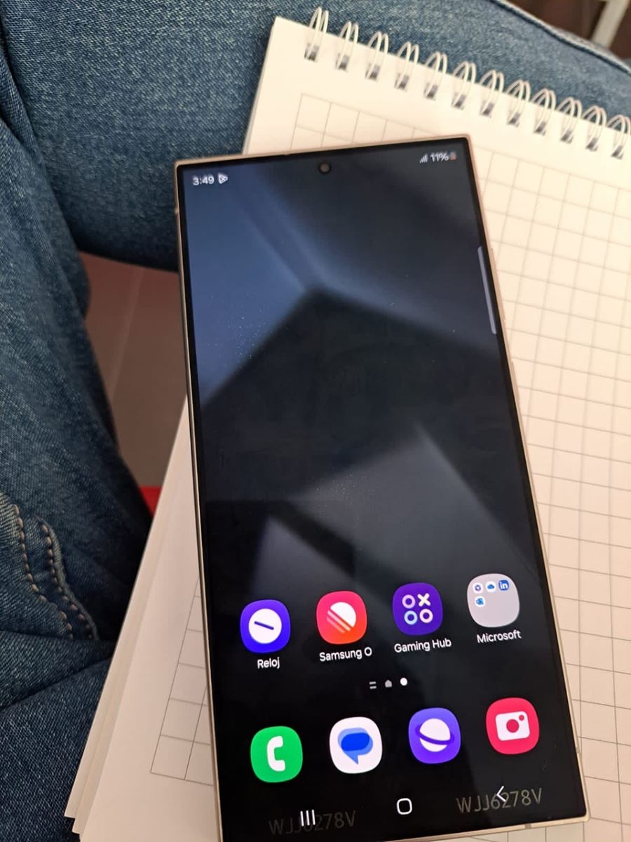 Ảnh thực tế Galaxy S24 Ultra (ảnh 1)