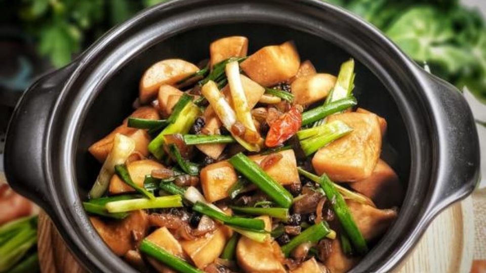 Thành phẩm nấm đùi gà kho tiêu