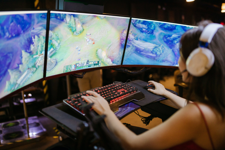 Chơi game khi thoải mái