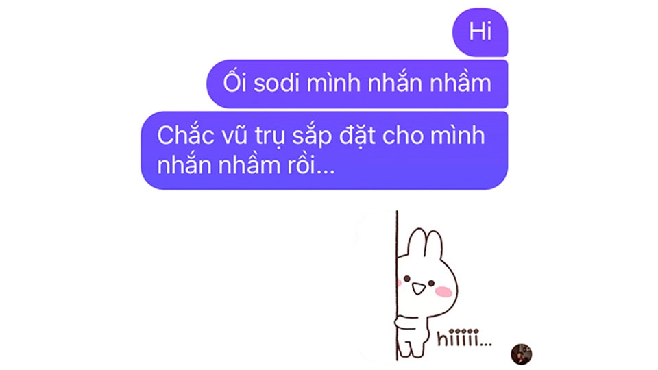 Giả vờ nhắn tin nhầm để tạo tình huống nói chuyện