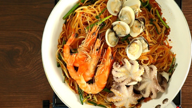 hủ tiếu xào - ảnh 3