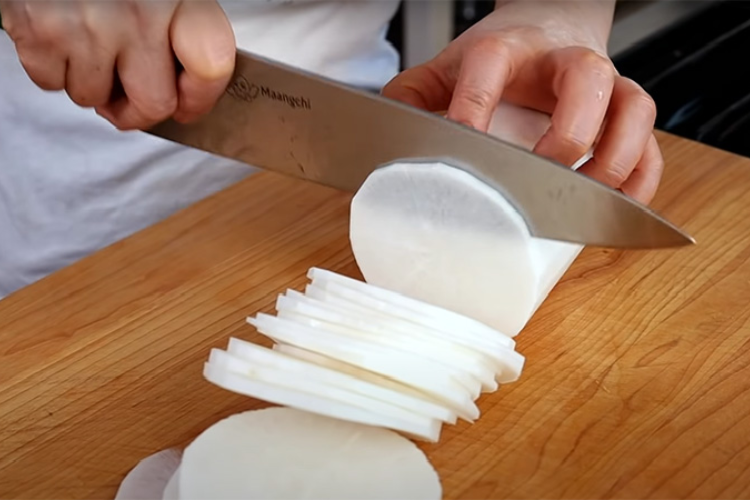 Cách làm kim chi củ cải giòn, chua ngọt chuẩn vị Hàn tại nhà cực nhanh chóng - hình 5