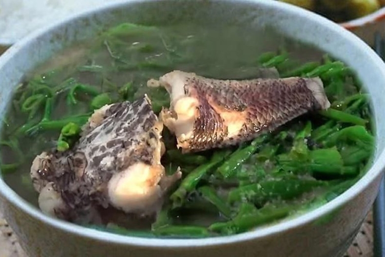 Rau ngổ là gì? Mách bạn một số món ăn dinh dưỡng dễ chế biến từ rau ngổ - Hình 5